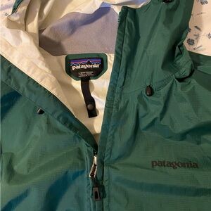 Mens Forest Green Patagonia Torrentshell Raincoat
